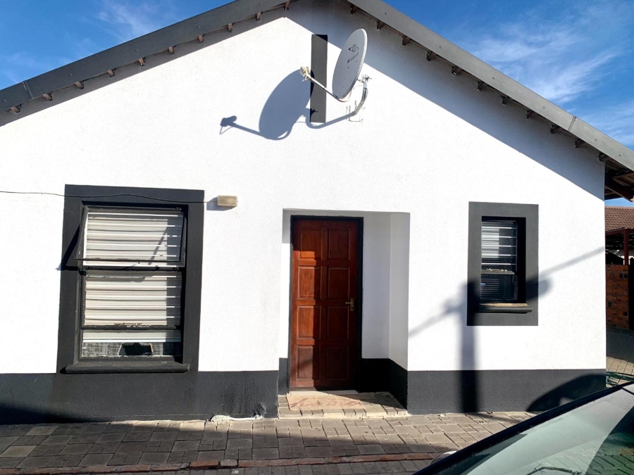 2 Bedroom Property for Sale in Raceway Free State